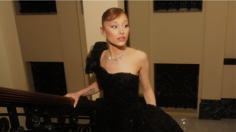 Επώνυμη Κύπρια στην πρεμιέρα του “Wicked” στο Λονδίνο παρουσία και της Ariana Grande [εικόνες]